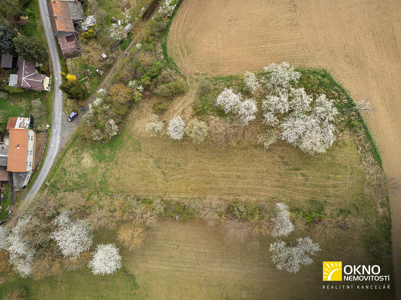 Prodej stavebního pozemku 1 748 m² – fotografie 5