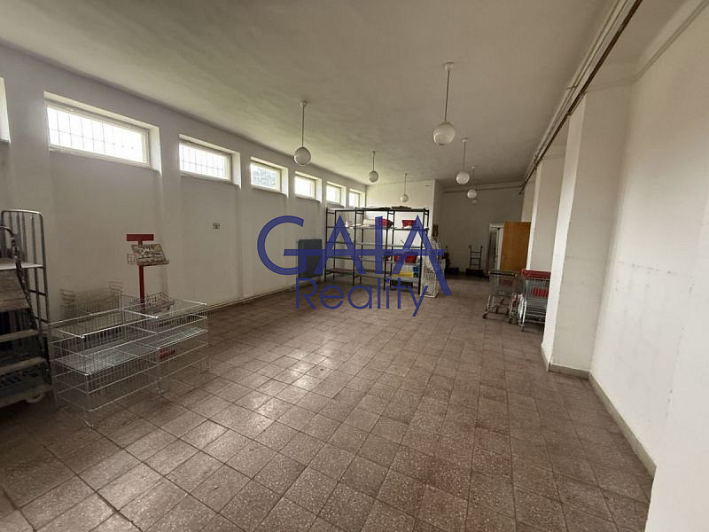 Prodej obchodních prostor 268 m² – fotografie 4