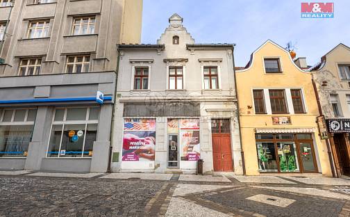 Prodej domu 173 m² s pozemkem 199 m², Louny