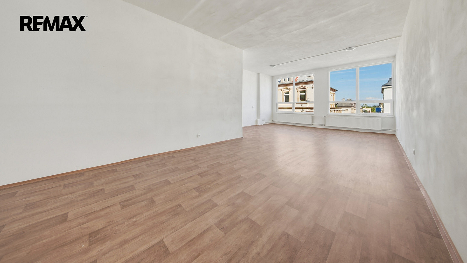 Pronájem obchodních prostor 55 m²