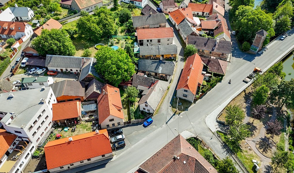 Prodej domu 180 m² s pozemkem 255 m², Rožmitál pod Třemšínem – náhled fotky 28