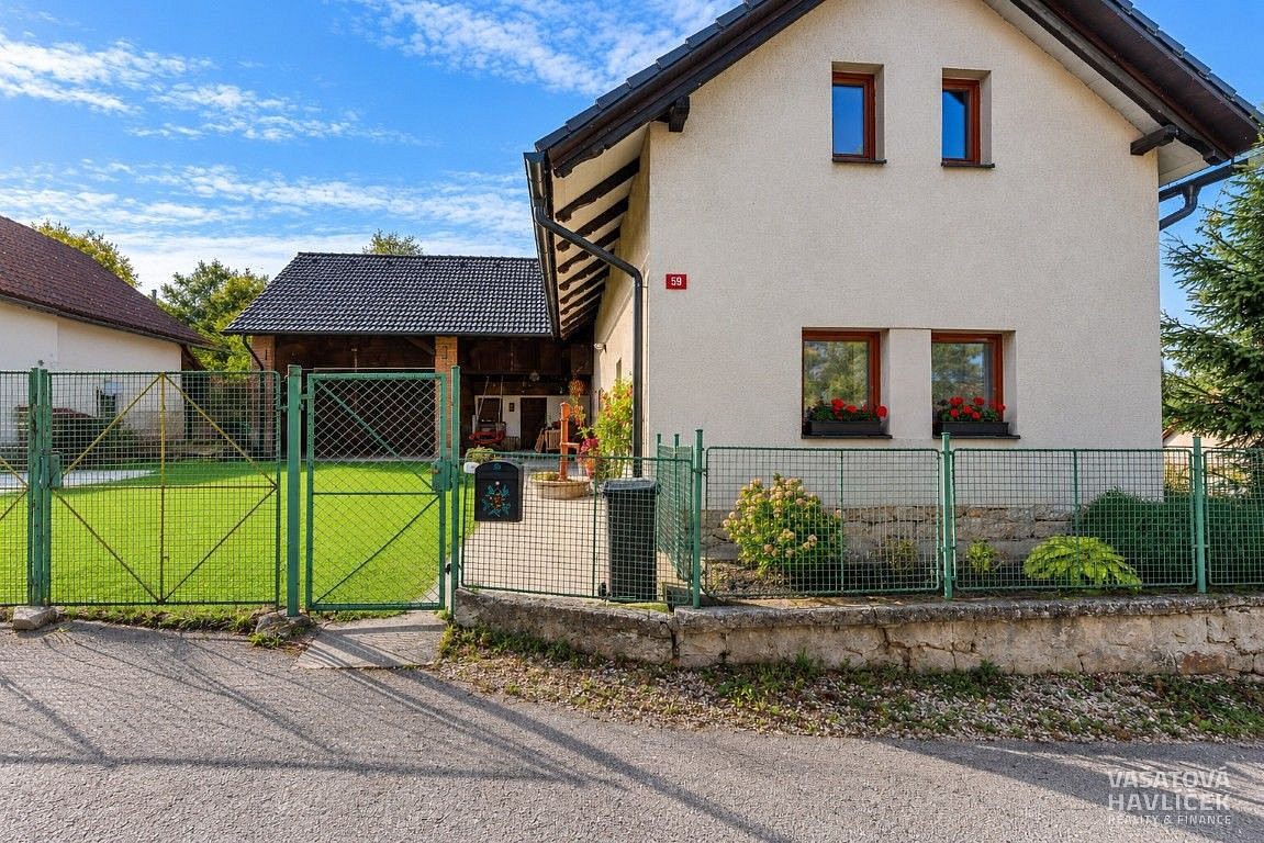 Prodej domu 211 m² s pozemkem 394 m²