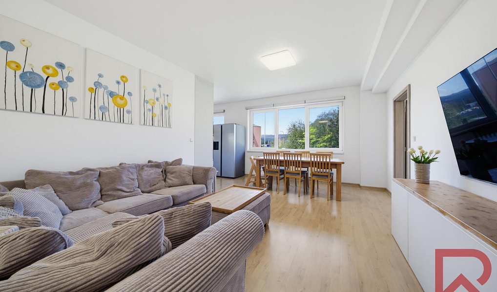 Prodej bytu 3+kk 94 m², Ostrov – náhled fotky 9