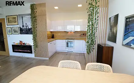 Prodej bytu 4+kk 132 m², Husova, Pardubice - Bílé Předměstí