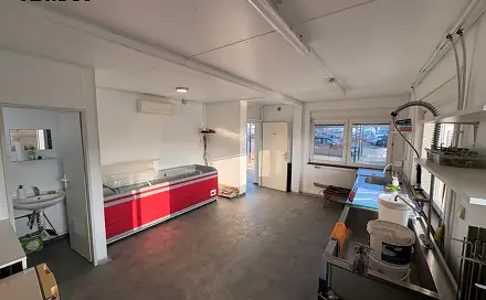 Pronájem obchodních prostor 150 m², Břeclav