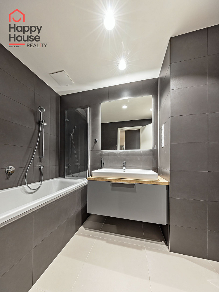 Pronájem bytu 3+kk 78 m² – fotografie 5