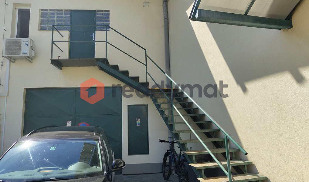 Pronájem výrobních prostor 140 m², Hodonín – náhled fotky 11