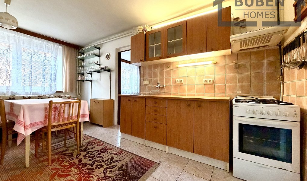 Prodej domu 200 m² s pozemkem 238 m², Tachov – náhled fotky 3