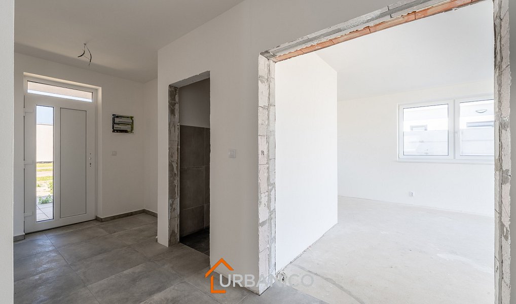 Prodej domu 230 m² s pozemkem 1 000 m², Kupařovice – náhled fotky 9