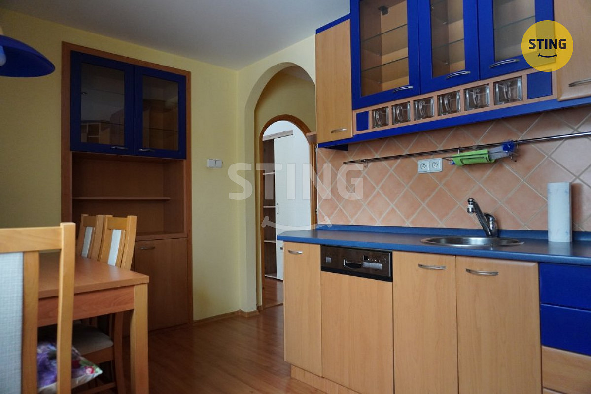Pronájem bytu 2+1 56 m² — photo 2