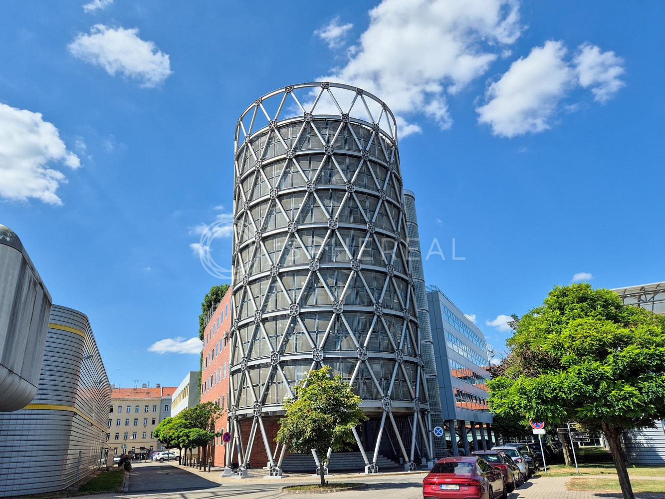 Pronájem kanceláře 240 m²