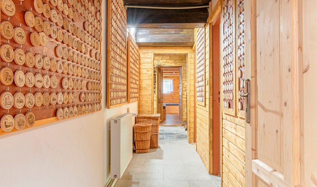Prodej chaty/chalupy 328 m² s pozemkem 1 754 m², Bělá pod Pradědem – náhled fotky 44