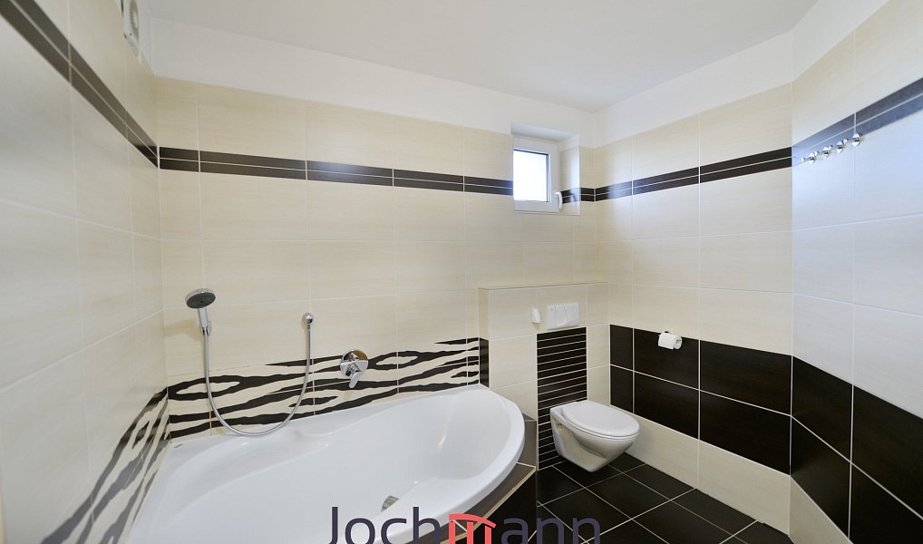 Pronájem domu 131 m² s pozemkem 1 014 m², Pištín – náhled fotky 15