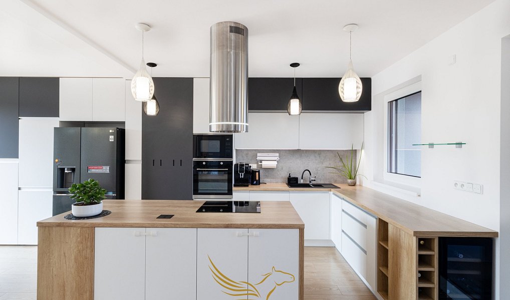 Prodej domu 144 m² s pozemkem 502 m², Rosice – náhled fotky 3
