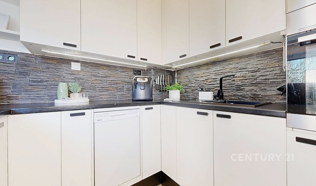 Prodej bytu 2+1 55 m², Liberec – náhled fotky 15