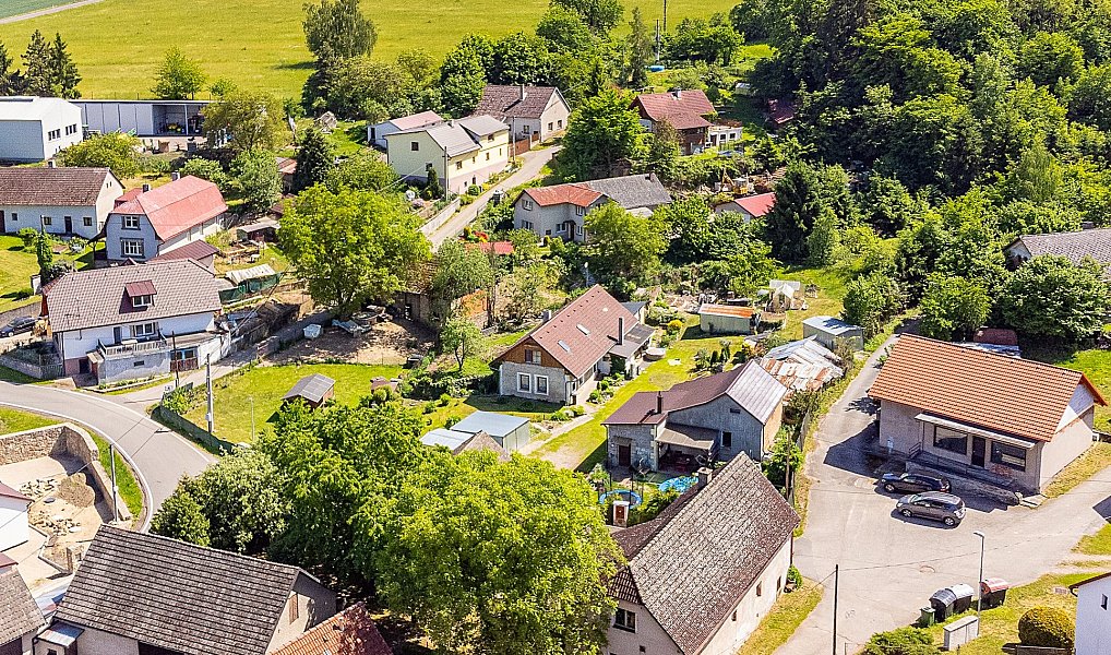 Prodej domu 187 m² s pozemkem 505 m², Divišov – náhled fotky 22