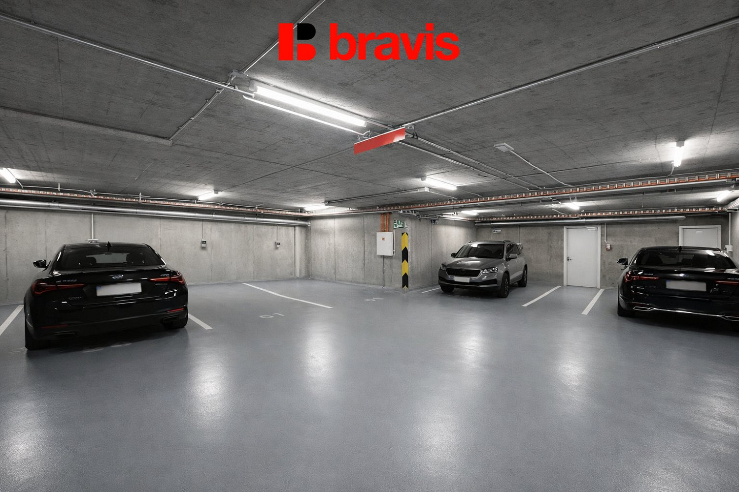 Pronájem garážového stání v bytovém domě rybářka, ul. rybářská, brno - staré brno