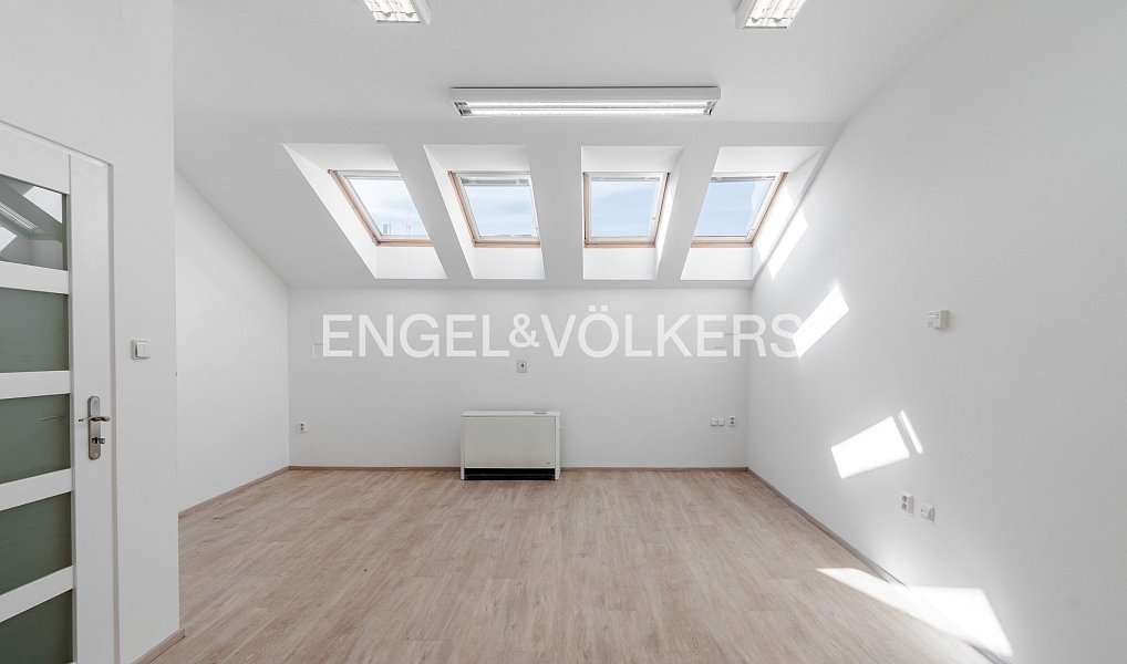 Pronájem komerčního prostoru, 72 m², Nové Město - Praha 1, Praha