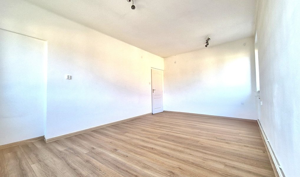 Pronájem bytu 3+1 92 m², Domoušice – náhled fotky 4