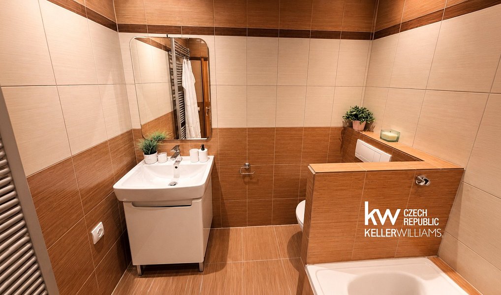 Prodej domu 343 m² s pozemkem 1 283 m², Měcholupy – náhled fotky 9