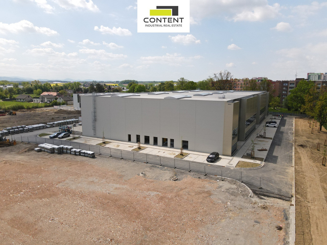 Pronájem výrobních prostor 3 000 m² – fotografie 3