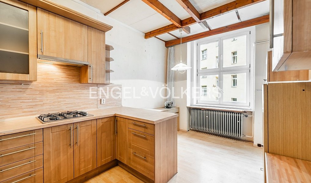 Prodej bytu 2+1 94 m², Praha – náhled fotky 3