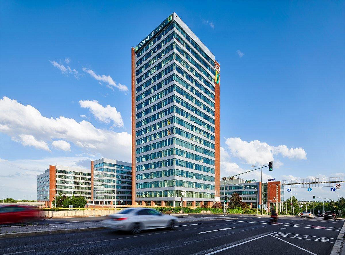 Pronájem kanceláře 454 m² – fotografie 2