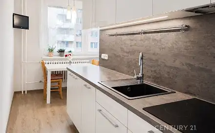 Pronájem bytu 2+1 56 m²