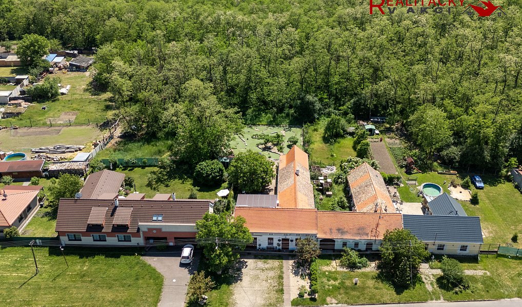 Prodej ubytovacího objektu 291 m², Nový Přerov – náhled fotky 12