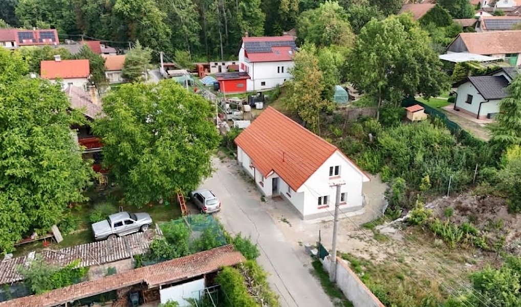 Prodej domu 75 m² s pozemkem 275 m², Přestavlky – náhled fotky 2