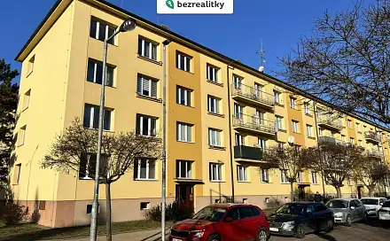 Prodej bytu 3+1 77 m², Benešovo náměstí, Pardubice - Zelené Předměstí