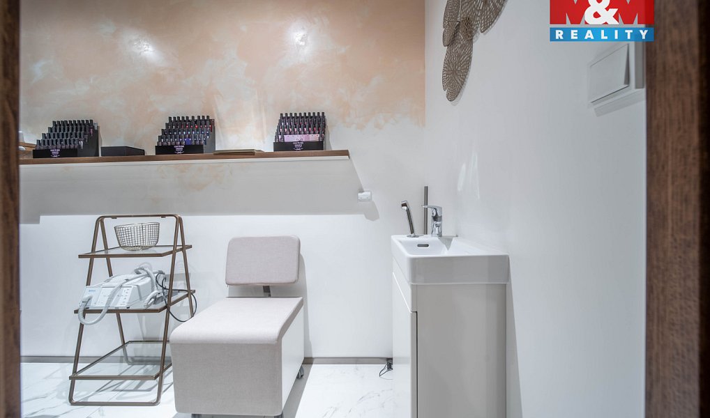 Pronájem obchodních prostor 75 m², Praha – náhled fotky 16