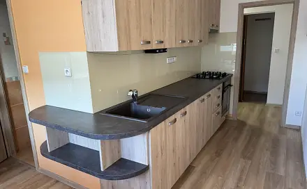 Pronájem bytu 2+1 54 m², Nádražní, Otrokovice, okres Zlín