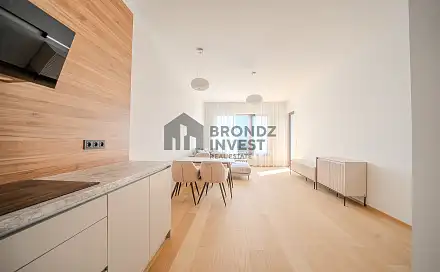 Pronájem bytu 3+kk 97 m²