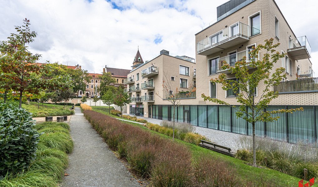 Pronájem bytu 2+kk 44 m², Praha – náhled fotky 2