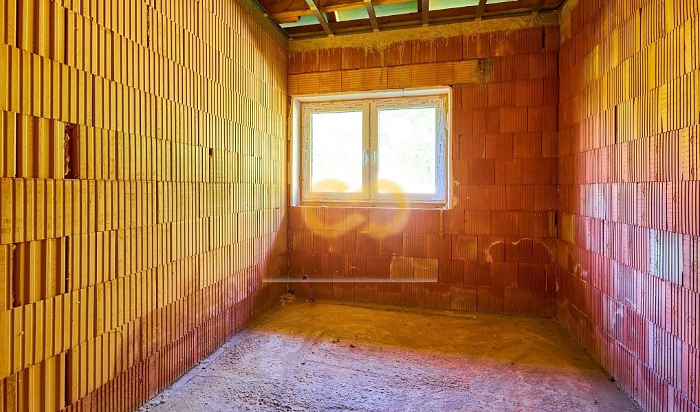 Prodej stavebního pozemku 3 880 m², Chvalovice – náhled fotky 19