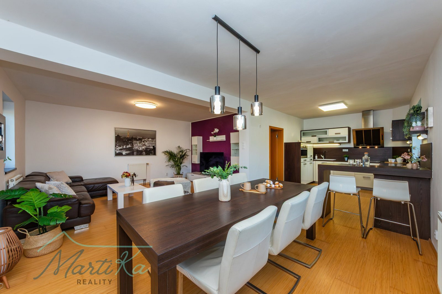 Prodej domu 216 m² s pozemkem 896 m² – fotografie 4