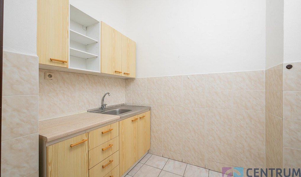 Pronájem kanceláře 1 371 m², Turnov – náhled fotky 11