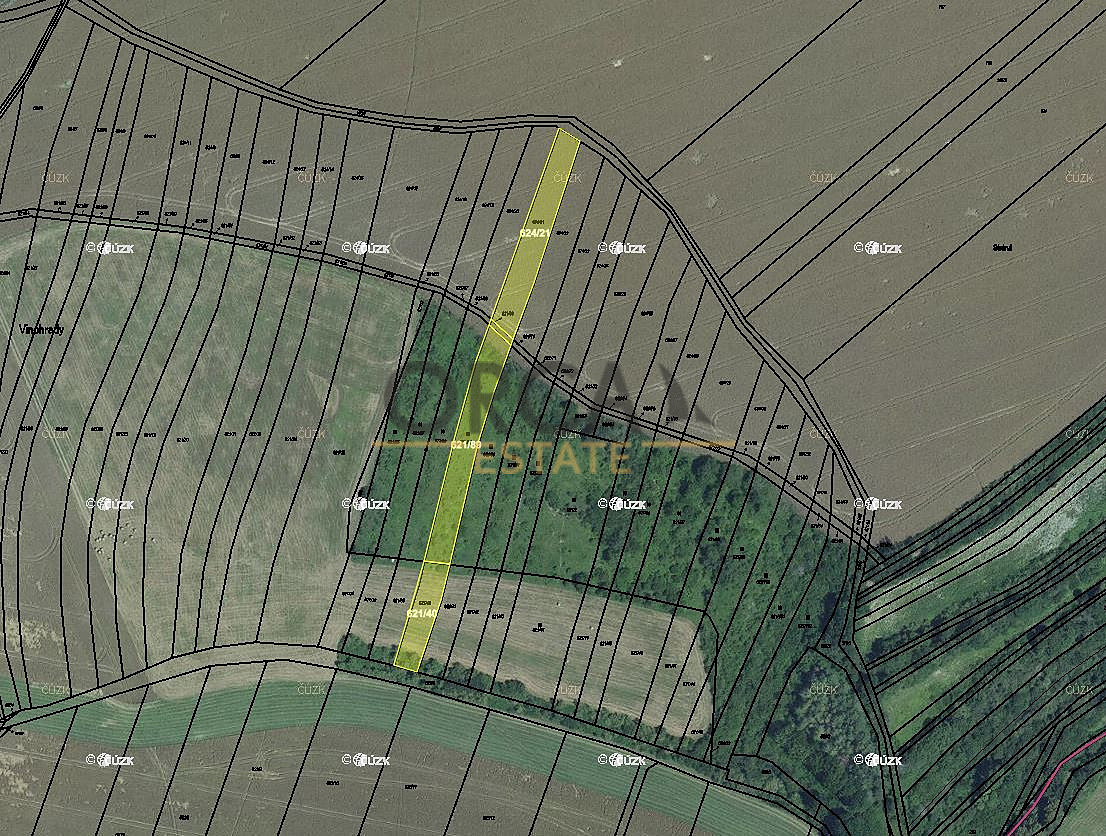 Prodej pole 1 808 m²