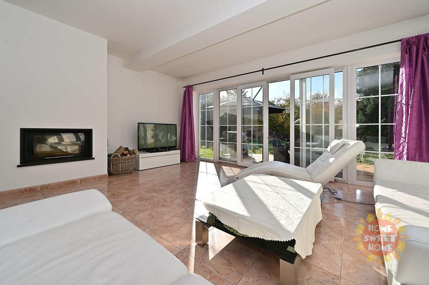 Pronájem domu 610 m² s pozemkem 747 m² – fotografie 2