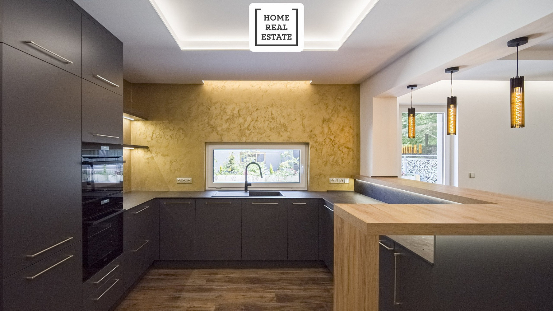 Prodej bytu 4+kk 171 m²