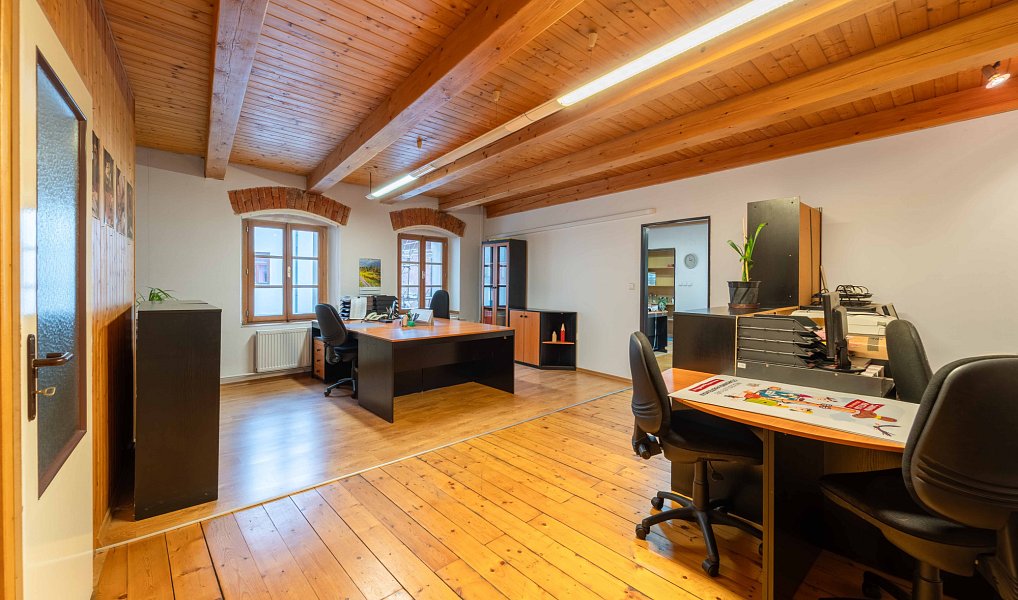 Prodej obchodních prostor 280 m², Přerov – náhled fotky 2