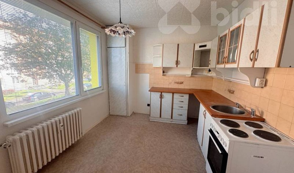 Pronájem bytu 3+1 79 m², Radvanice – náhled fotky 2