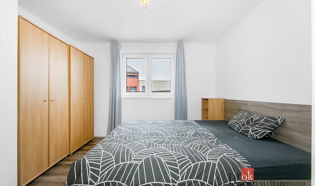 Prodej domu 196 m² s pozemkem 876 m², Loket – náhled fotky 12