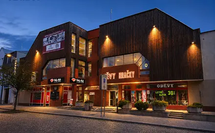 Prodej obchodních prostor 503 m², Mírové náměstí, Dobříš, okres Příbram