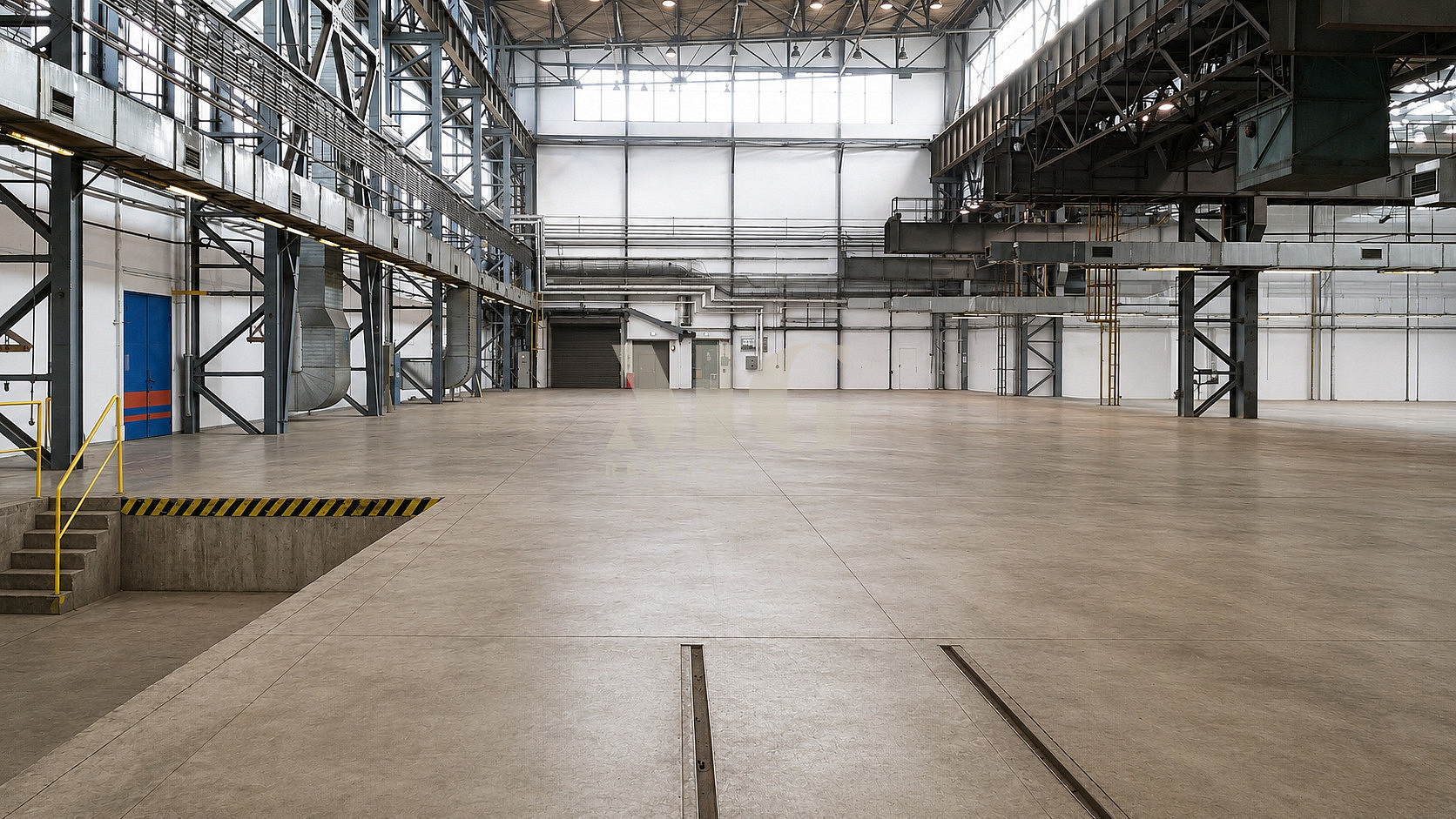 Pronájem výrobních prostor 1 965 m²