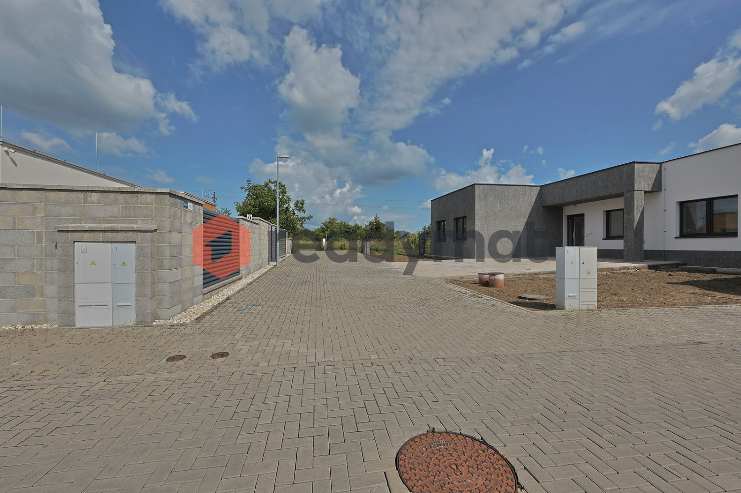 Prodej stavebního pozemku 2 015 m² — photo 3