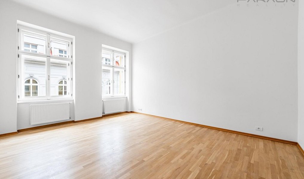 Pronájem bytu 3+1 87 m², Praha – náhled fotky 2
