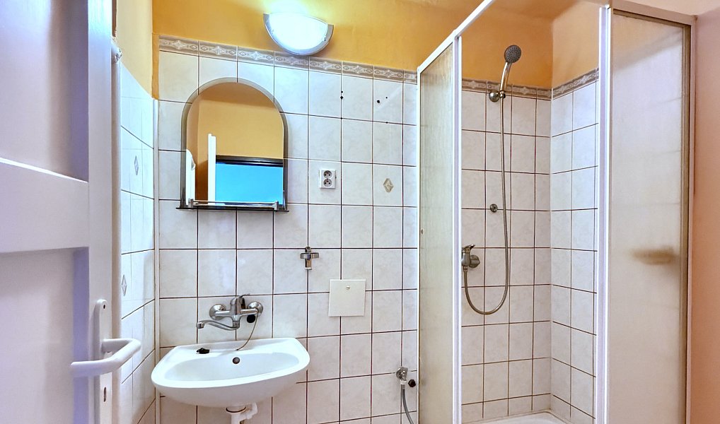 Prodej domu 141 m² s pozemkem 638 m², Kladno – náhled fotky 32