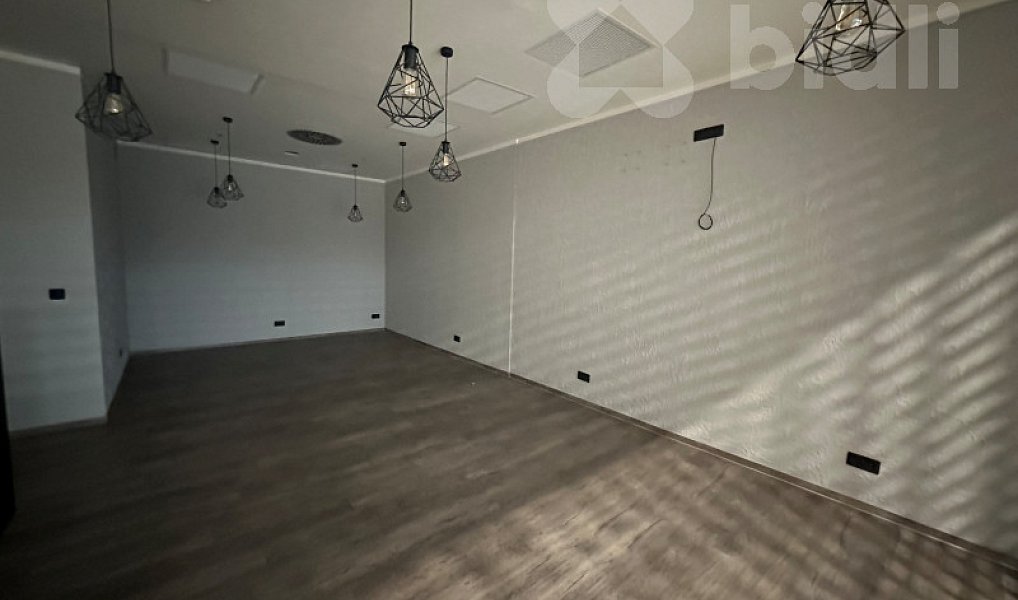 Pronájem obchodních prostor 104 m², Hradec Králové – náhled fotky 2